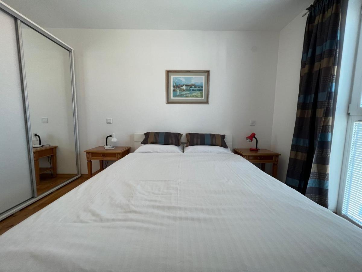Apartman Sven Malinska Luaran gambar