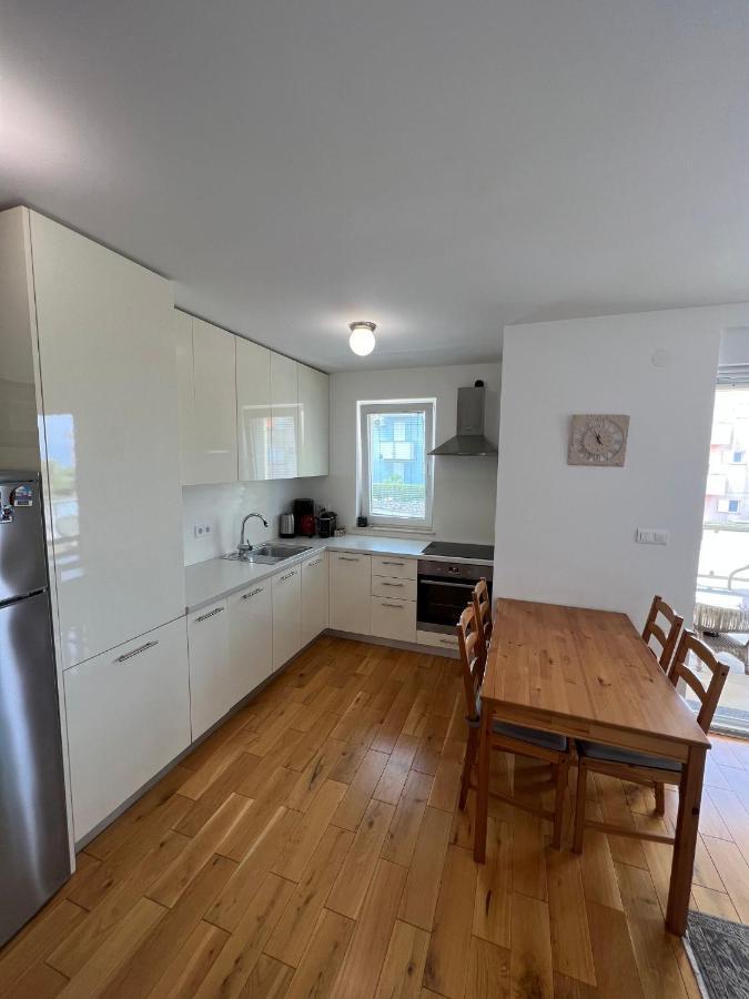 Apartman Sven Malinska Luaran gambar